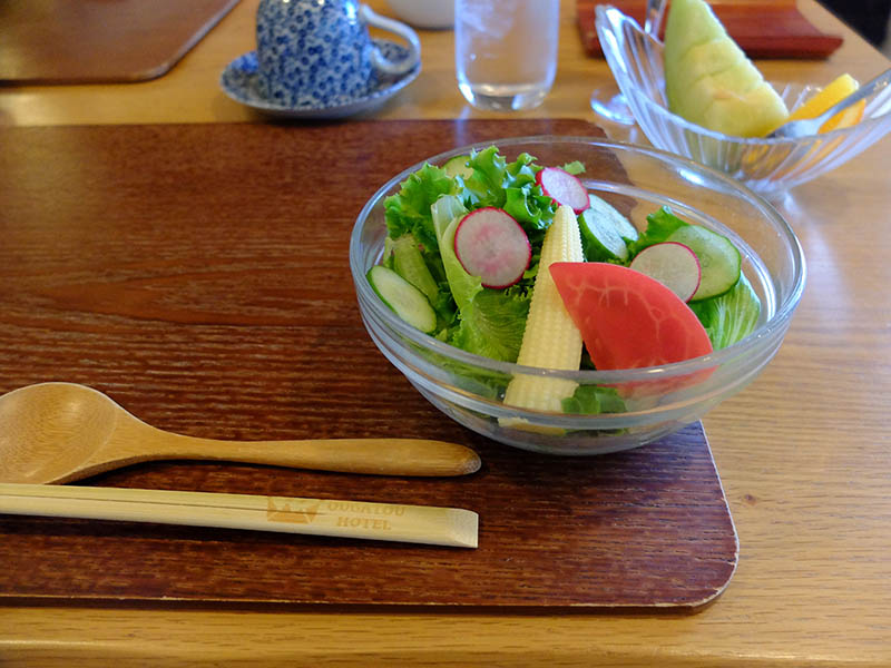 朝食