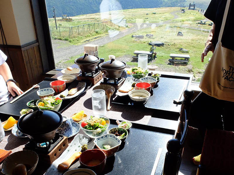 朝食