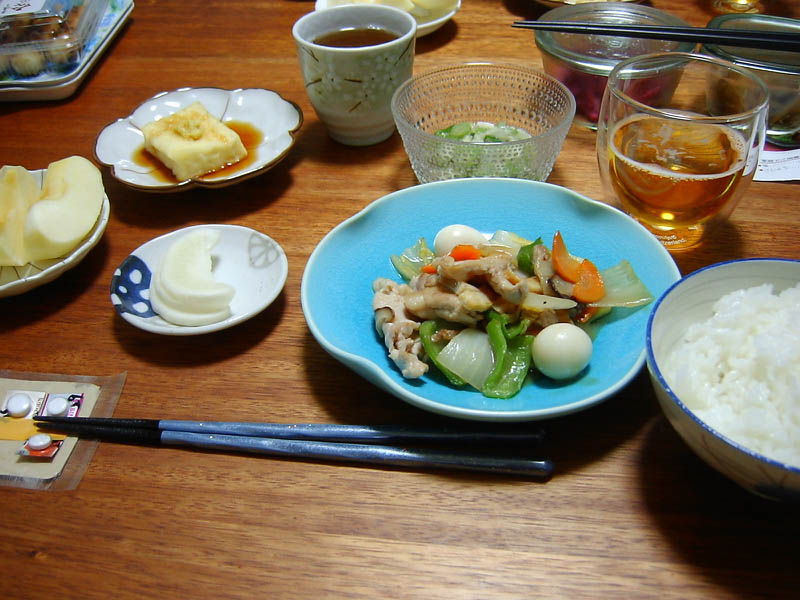 ●豚肉とうずら入り八宝菜