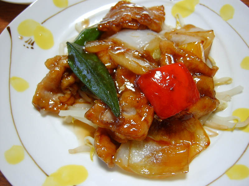 カリッと豚肉と夏野菜の甘辛炒め