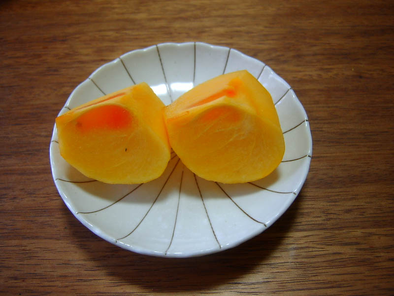 カレーライスと柿