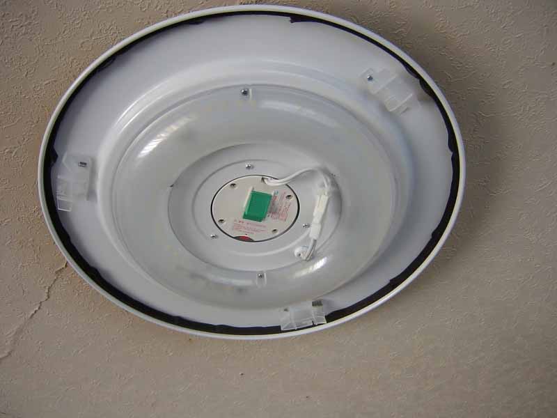 LEDシーリングライトを取り付けた