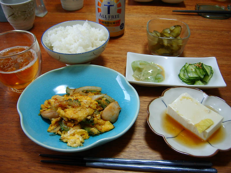鶏肉とゴーヤの中華炒め