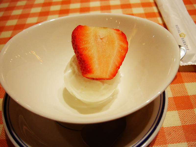 洋食Katsuiでディナー