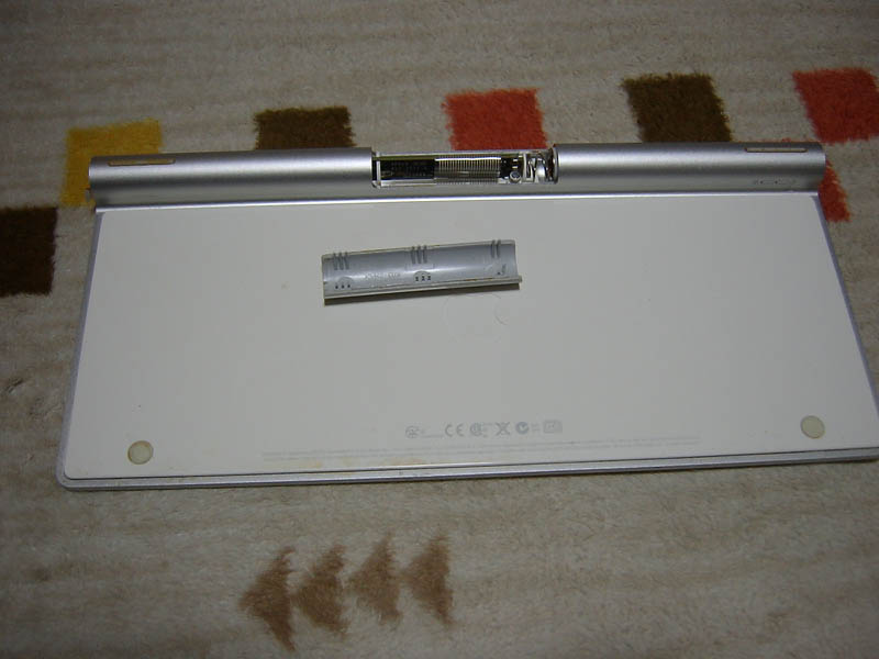 Apple Wireless keyboardのBluetooth修理交換成功