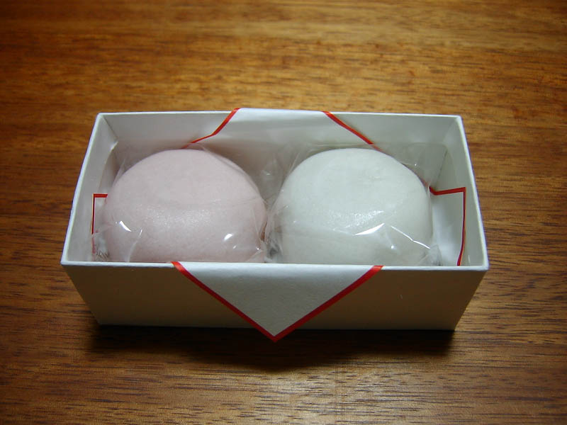 紅白まんじゅう