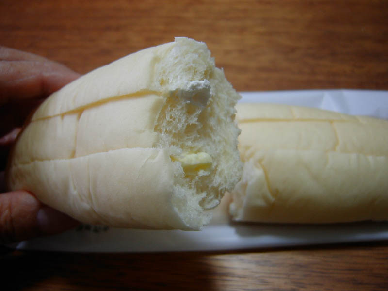 北海道牛乳のクリームサンドW