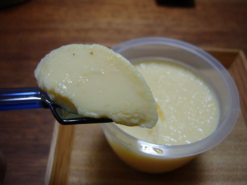 洋食katsuiのプリン