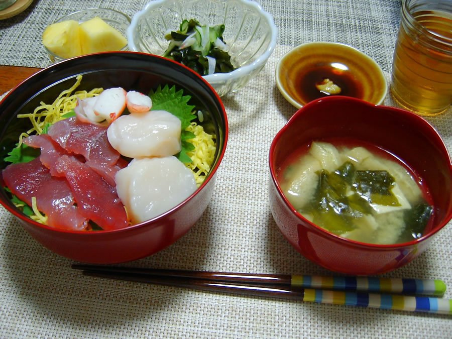 海鮮丼