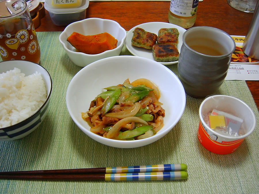 アスパラと牛肉のオイスター炒め