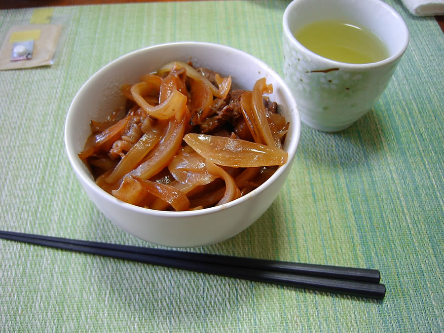 バラ焼き丼