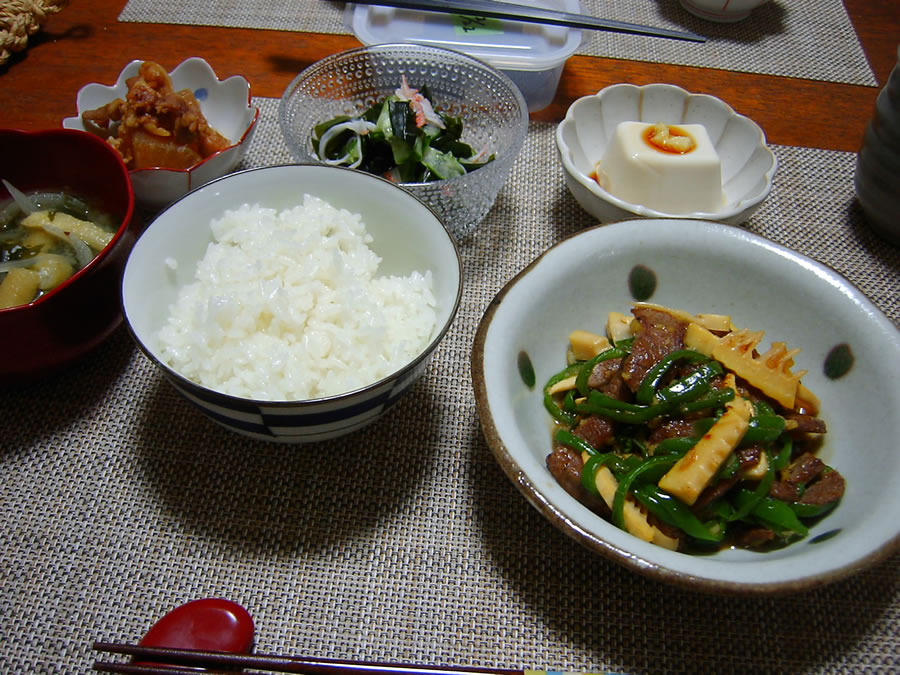 青椒肉絲（チンジャオロース）