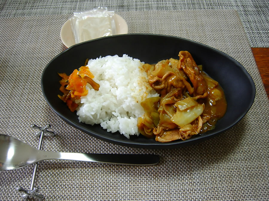 豚肉とキャベツの蒸し煮カレー