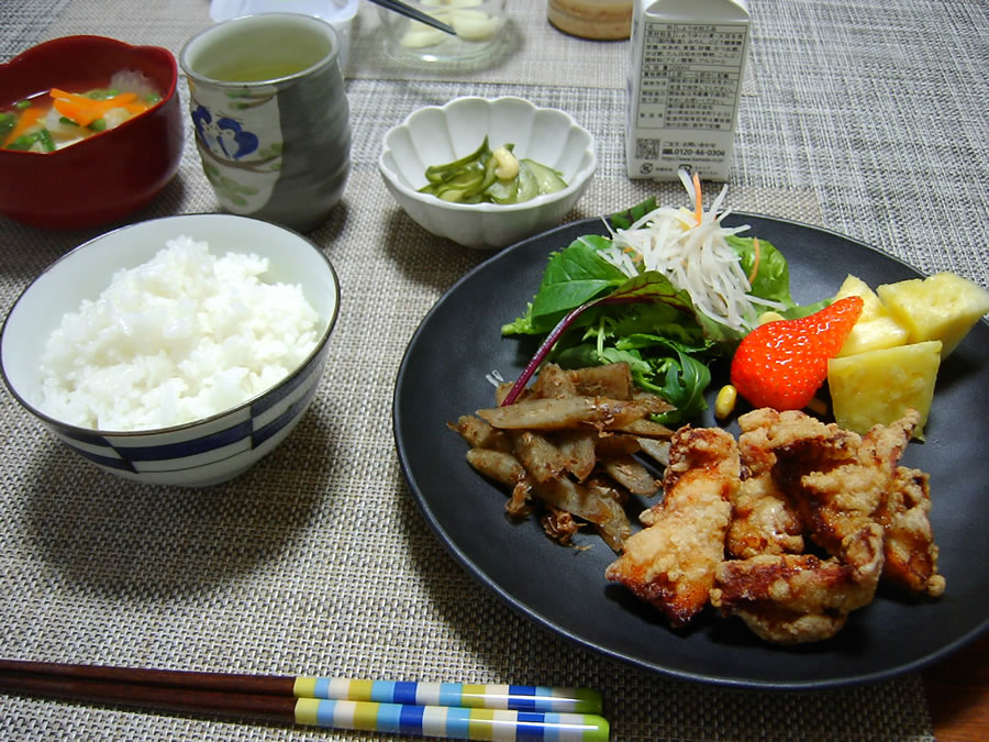 鶏の唐揚げ