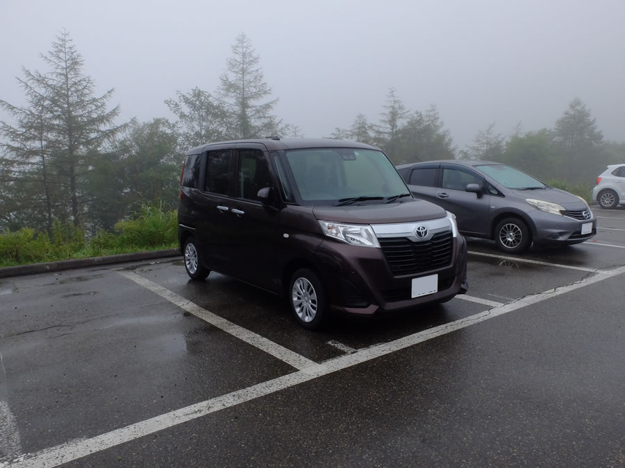 八島湿原駐車場