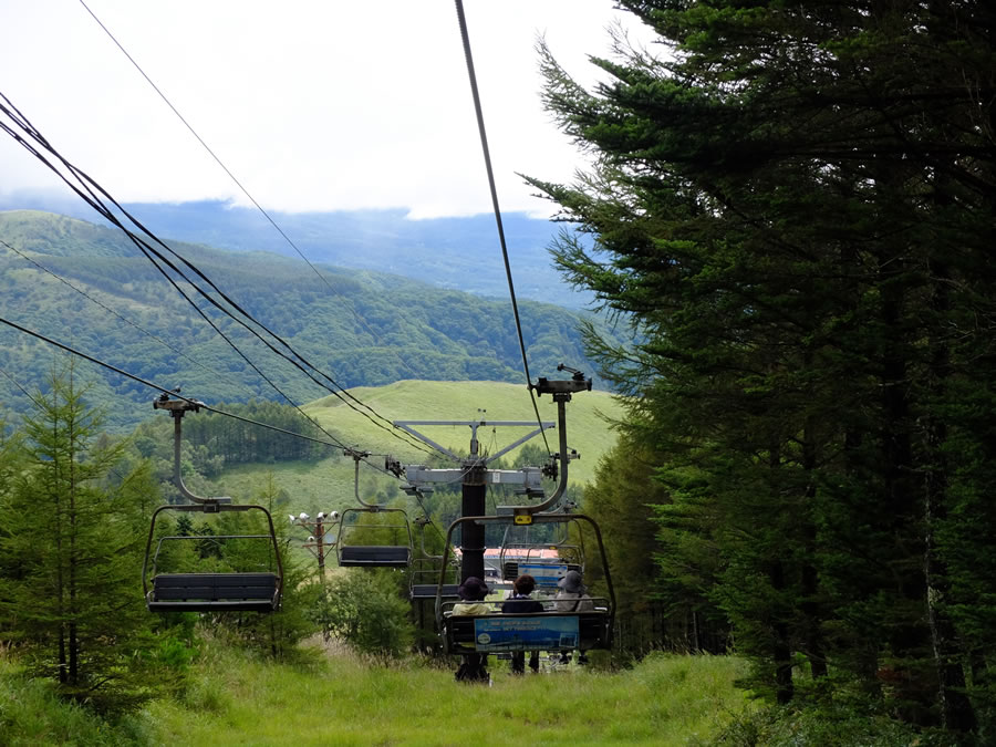 車山山頂へリフトで