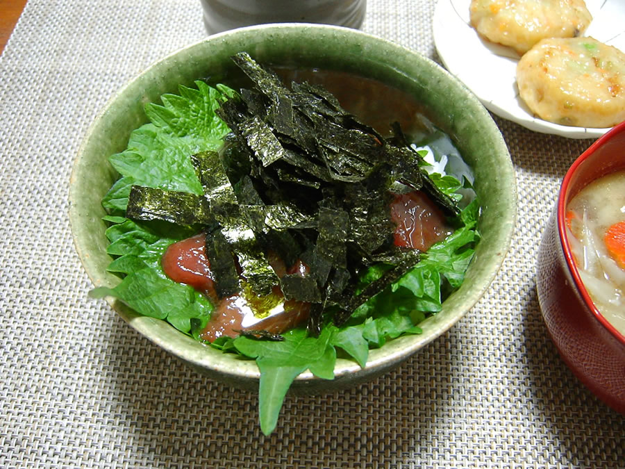 マグロ丼