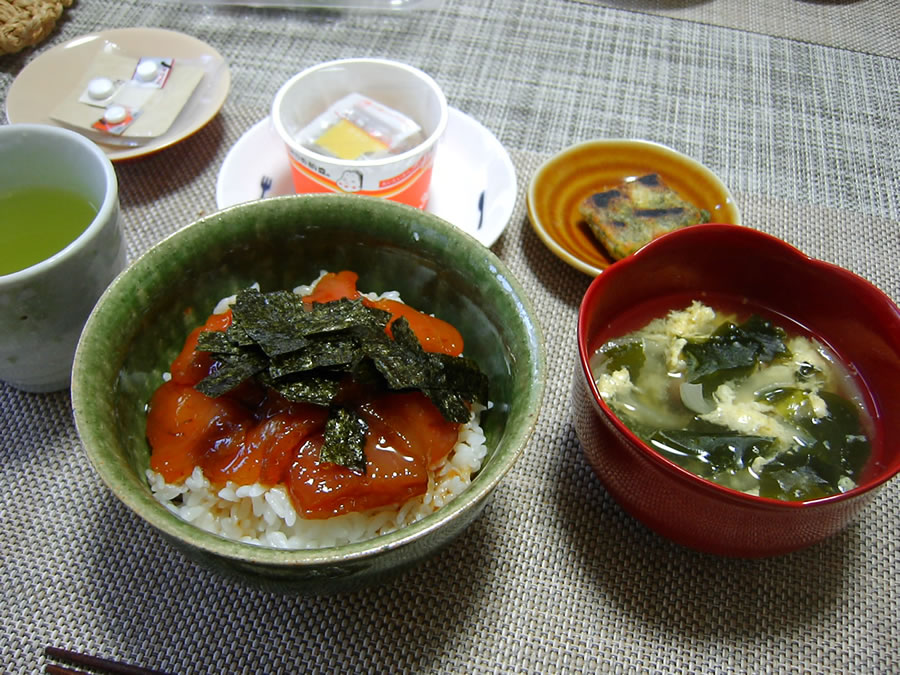 マグロ丼