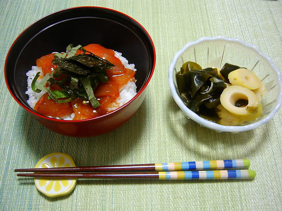 マグロ丼