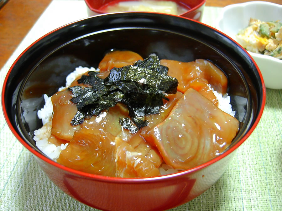 マグロ丼