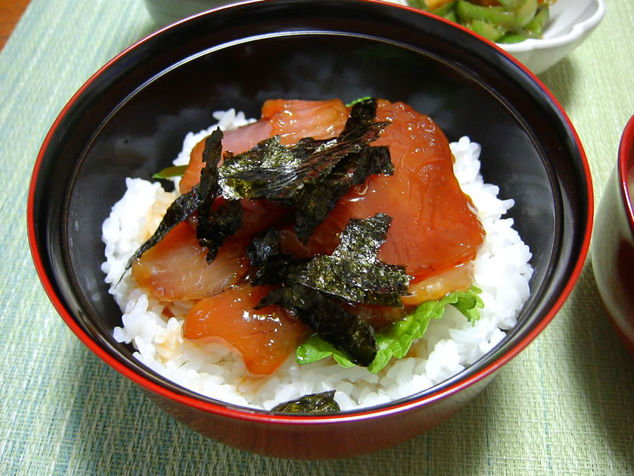 マグロ丼