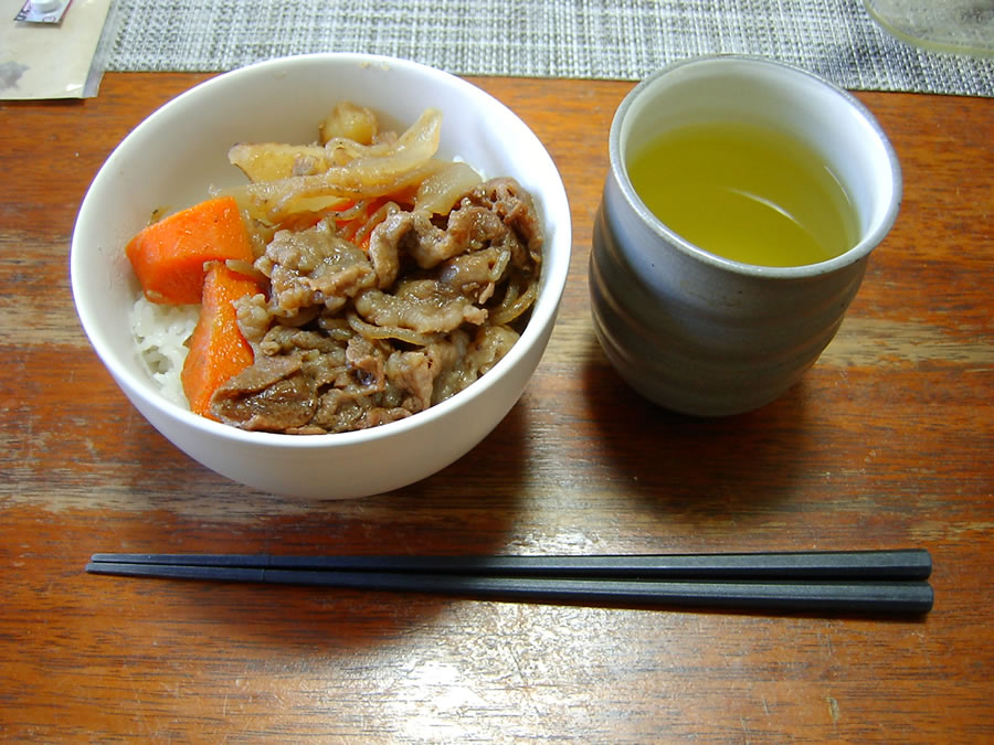 肉じゃが丼