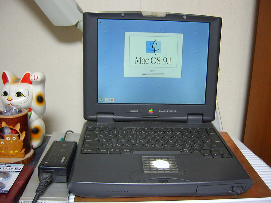 PowerBook2400c/180を起動