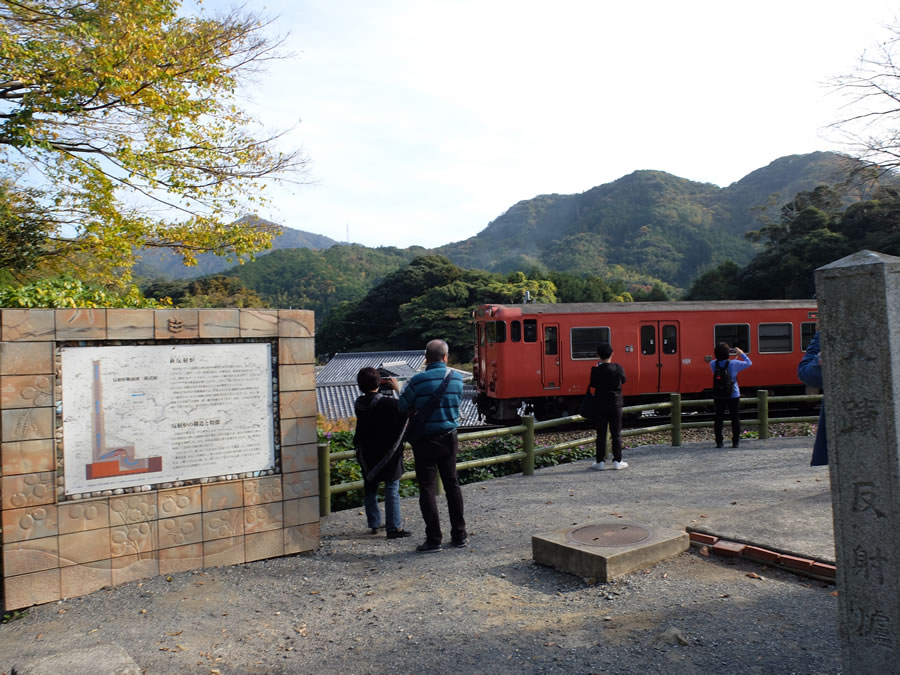 JR山陰本線の赤い列車