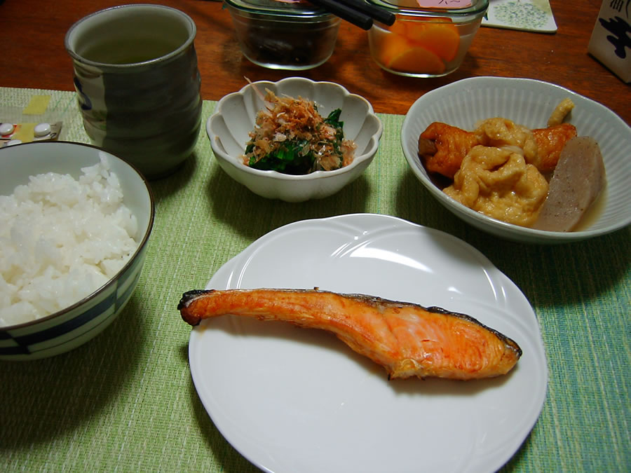 焼き鮭とおでん