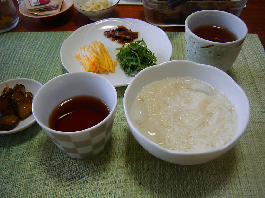 冷やしそうめん