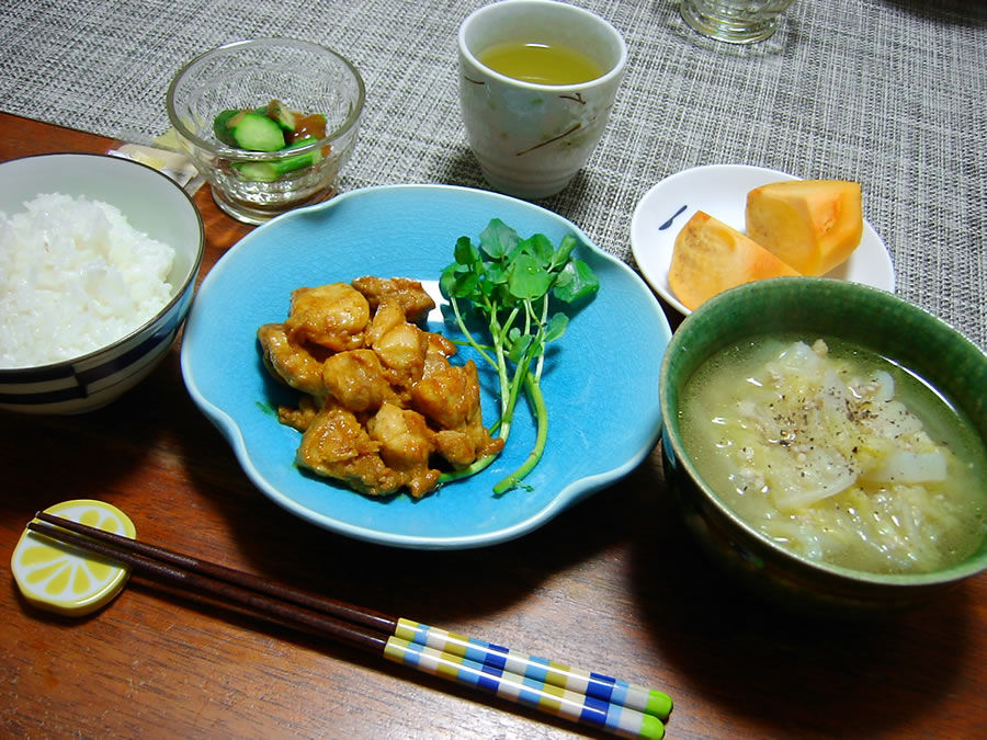 タンドリーチキンと野菜スープ