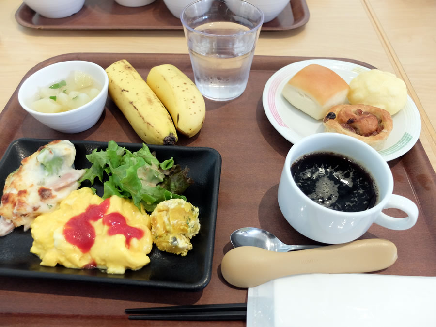 朝食バイキング