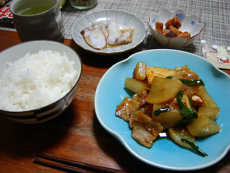 大根と豚バラのしょうが煮