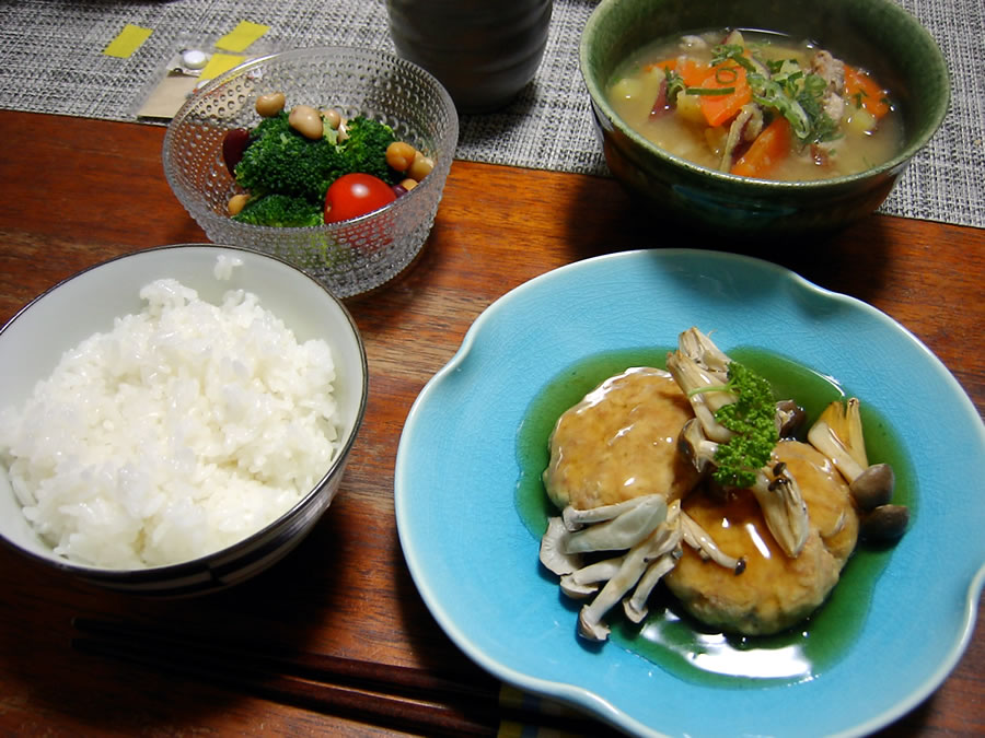 豆腐バーグきのこあんかけ