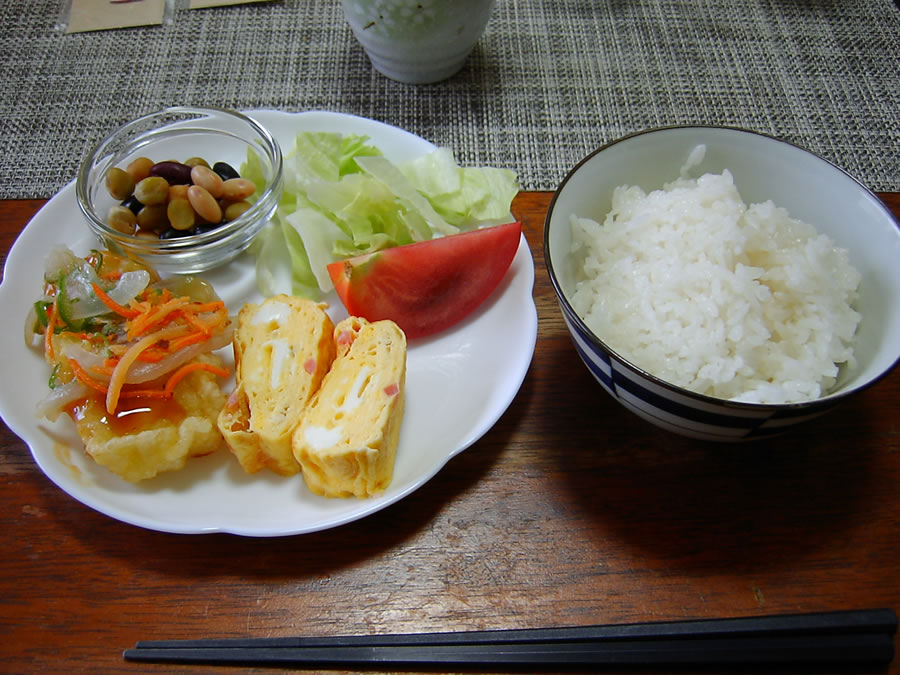 玉子焼きとイカフライ