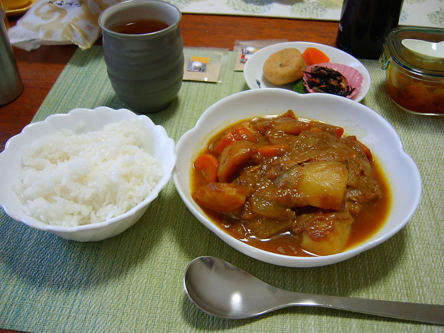 チキンカレーと三笠焼き