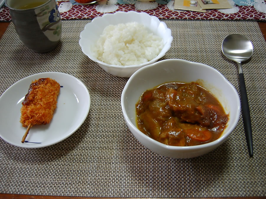 カレーと串カツ