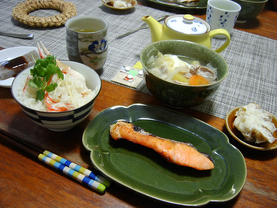 カニ飯と焼き鮭