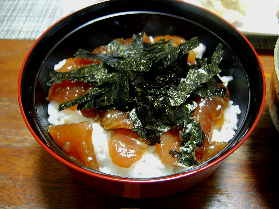 マグロ丼