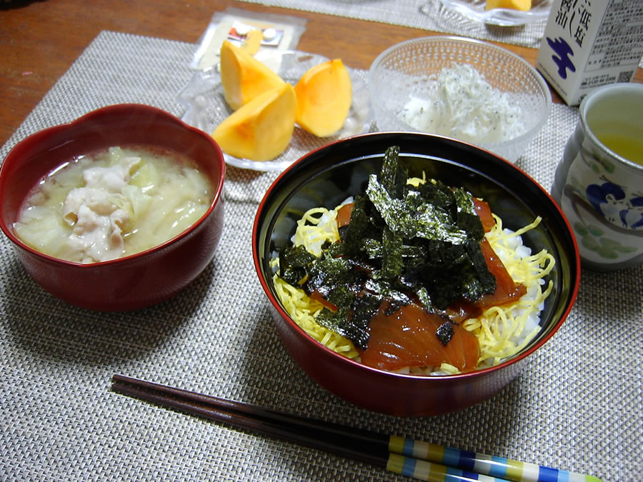 マグロ丼