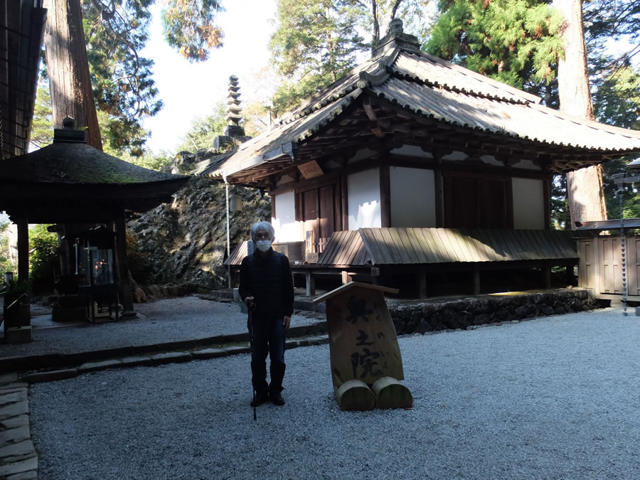 紅葉の室生寺