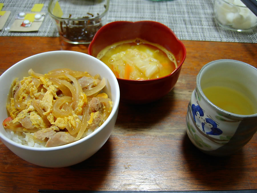 親子丼と免疫力アップ野菜スープ