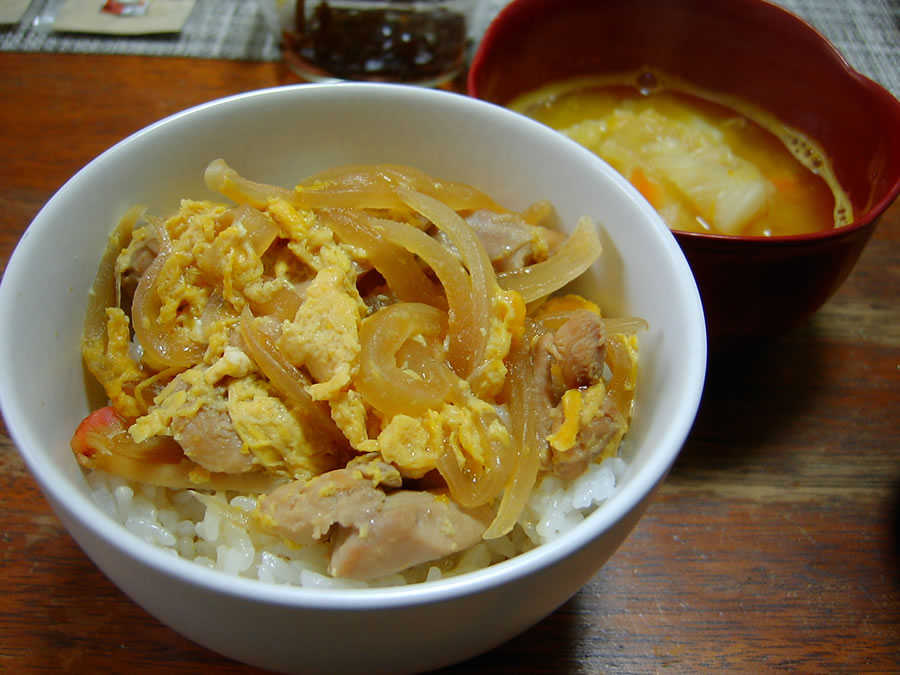 親子丼と免疫力アップ野菜スープ