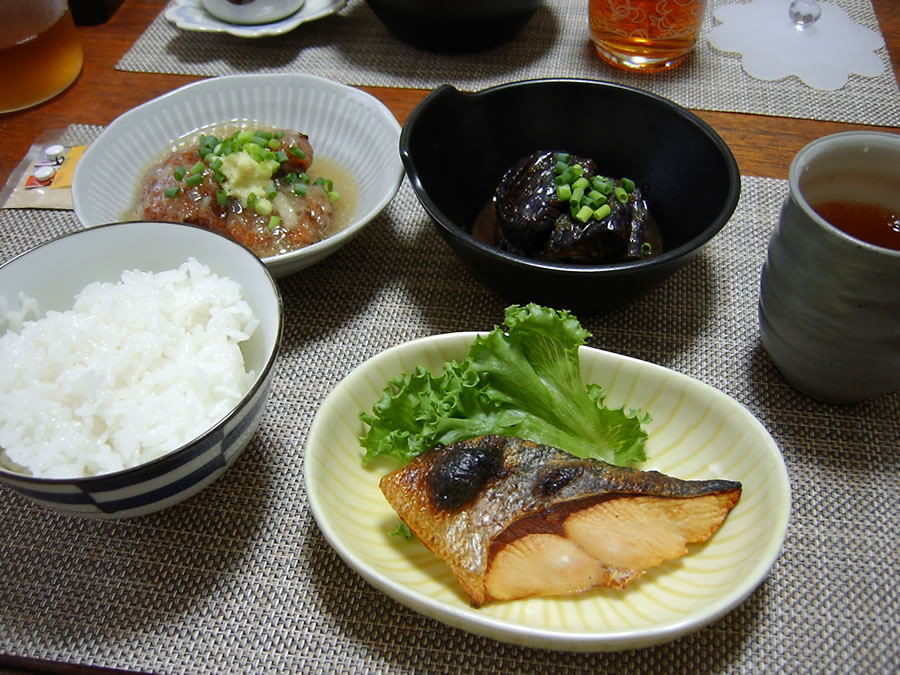 焼き鮭とレンコン餅