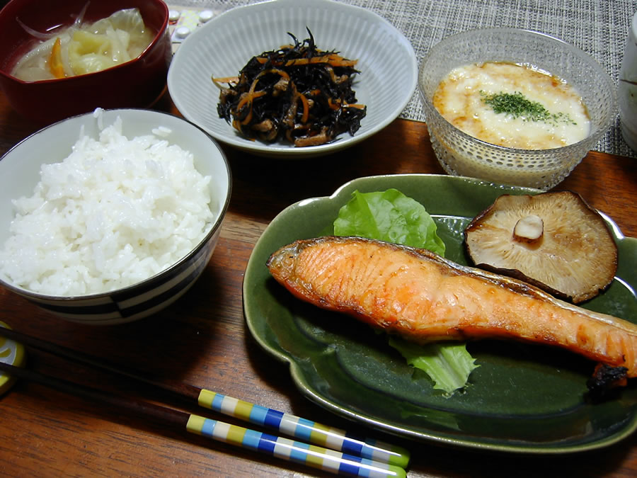 焼き鮭と焼き椎茸