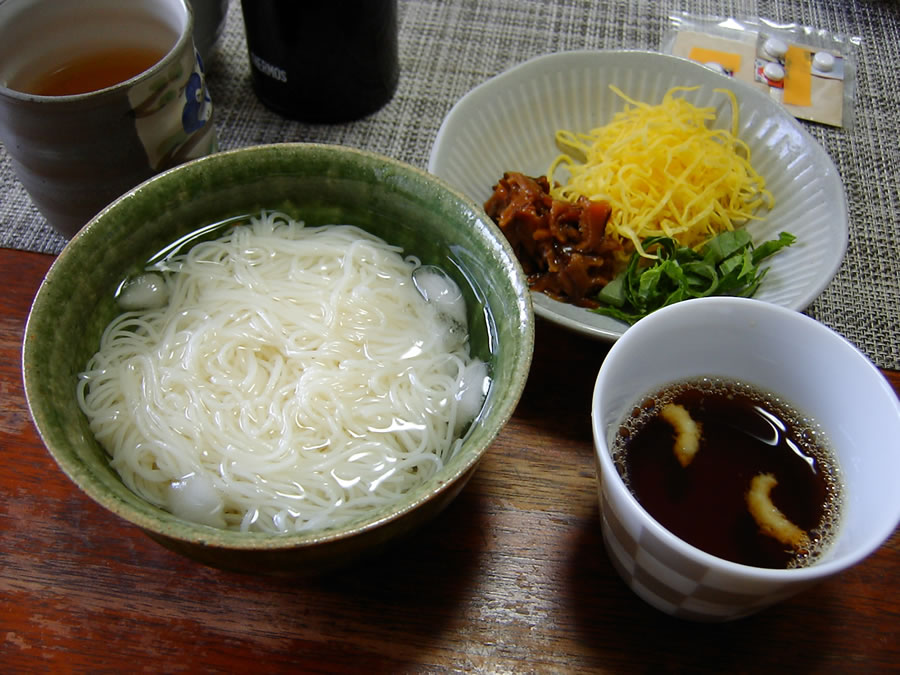 冷やしそうめん