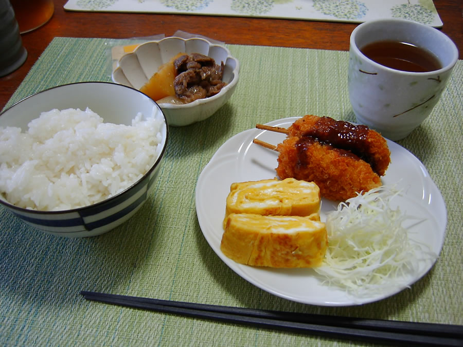 玉子焼きと串カツ