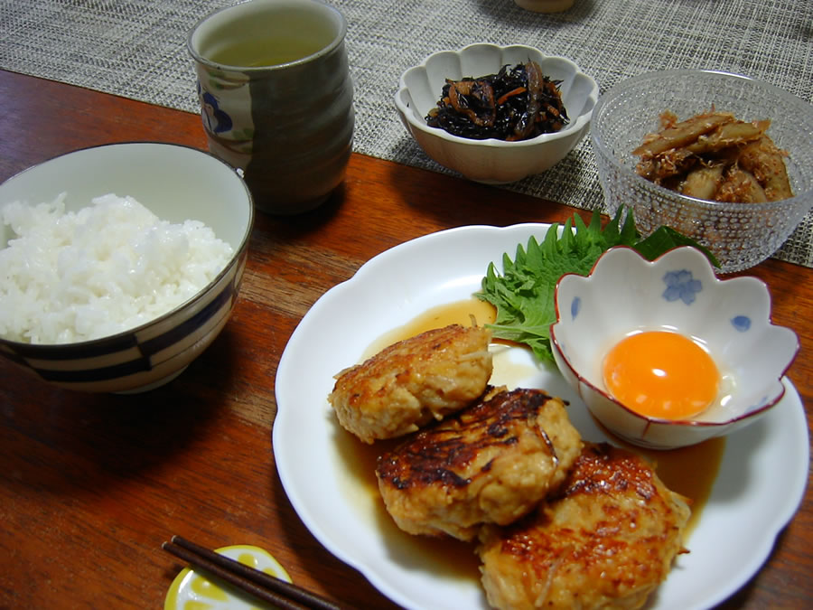 もやしと鶏肉のつくね