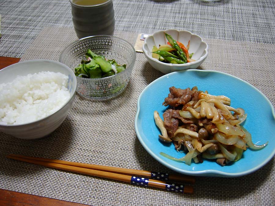 牛肉とキノコのすき焼き風