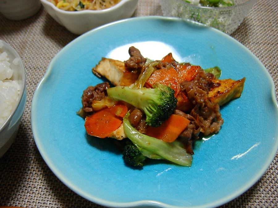 牛肉と野菜のXO醤炒め